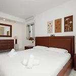 Exclusive Penthouse, With Sea And Marina Views And Private Parking, In The Heart Of Puerto Banus *