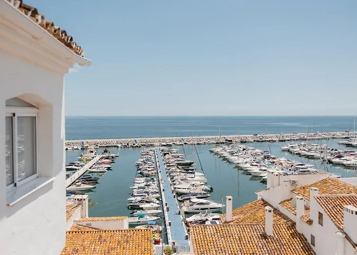 Exclusive Penthouse, With Sea And Marina Views And Private Parking, In The Heart Of Puerto Banus * Marbella