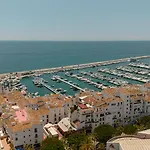 Exclusive Penthouse, With Sea And Marina Views And Private Parking, In The Heart Of Puerto Banus Apartment