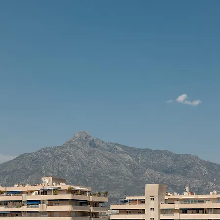 Exclusive Penthouse, With Sea And Marina Views And Private Parking, In The Heart Of Puerto Banus アパート