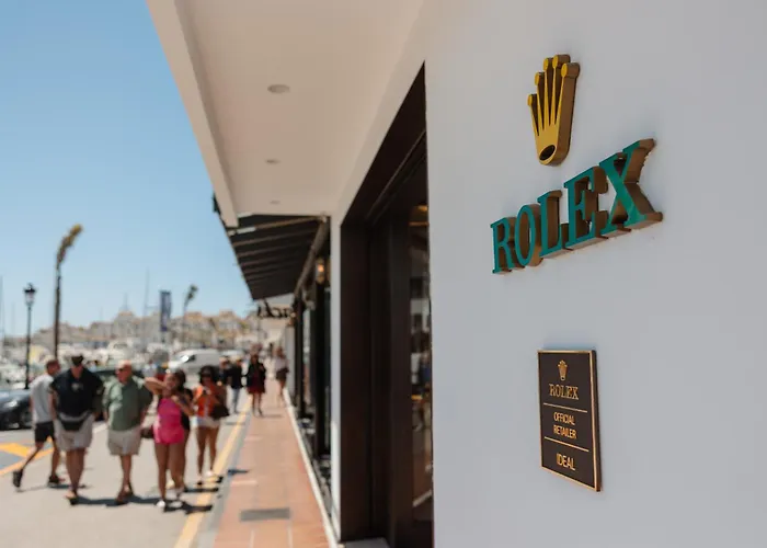 Exclusive Penthouse, With Sea And Marina Views And Private Parking, In The Heart Of Puerto Banus アパート