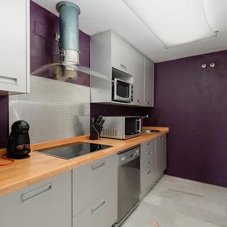 Exclusive Penthouse, With Sea And Marina Views And Private Parking, In The Heart Of Puerto Banus Marbella