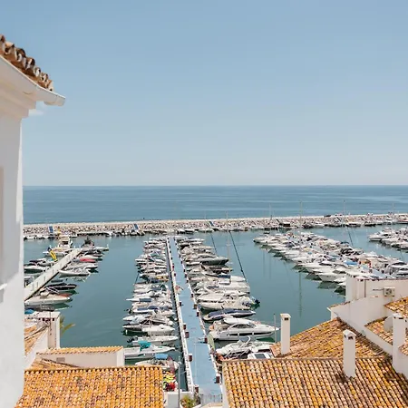 Exclusive Penthouse, With Sea And Marina Views And Private Parking, In The Heart Of Puerto Banus * Marbella